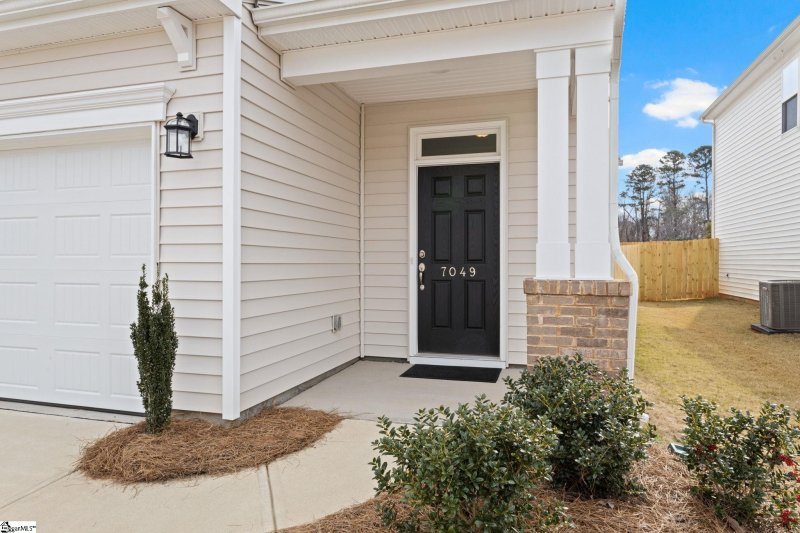 Property image 3 at 7049 Haddington Drive, Roebuck, SC 29376