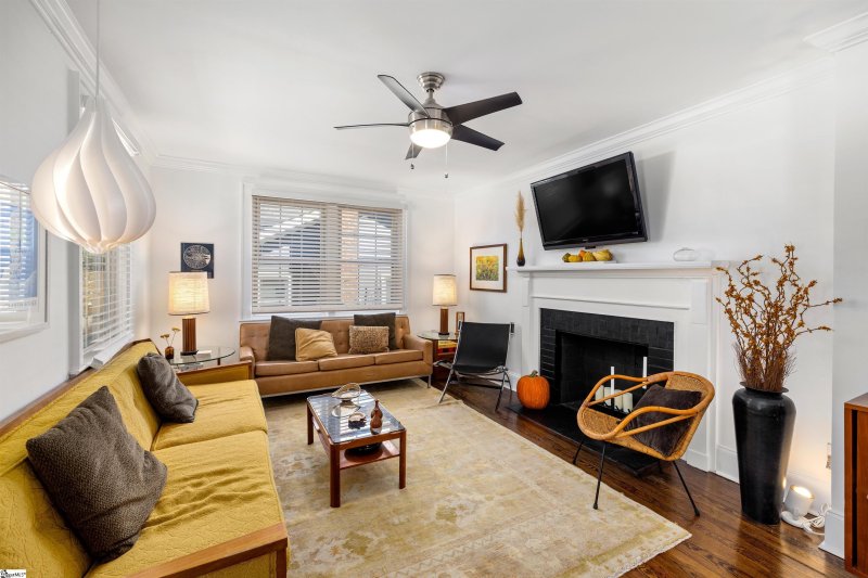 Property image 5 at 207 Bleckley Avenue, Greenville, SC 29607