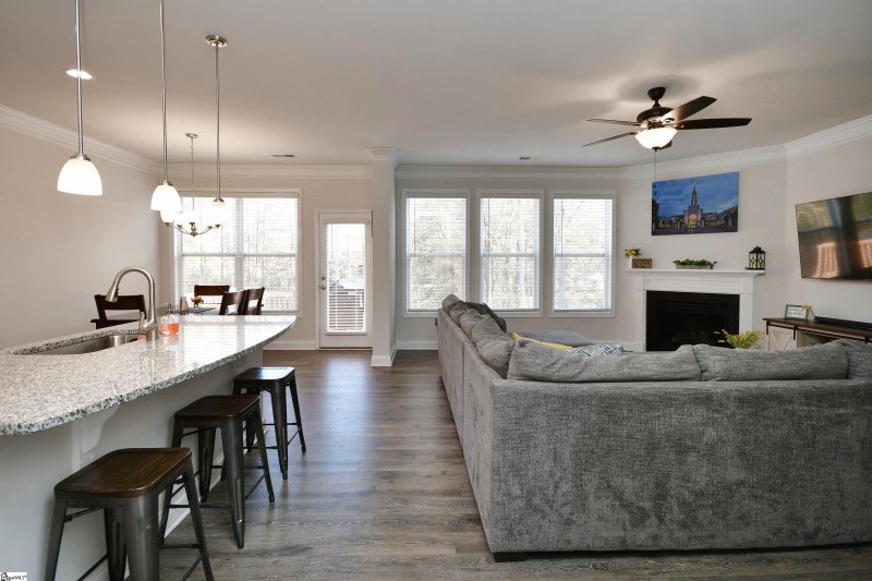 Property image 4 at 421 Wildflower Road, Easley, SC 29642