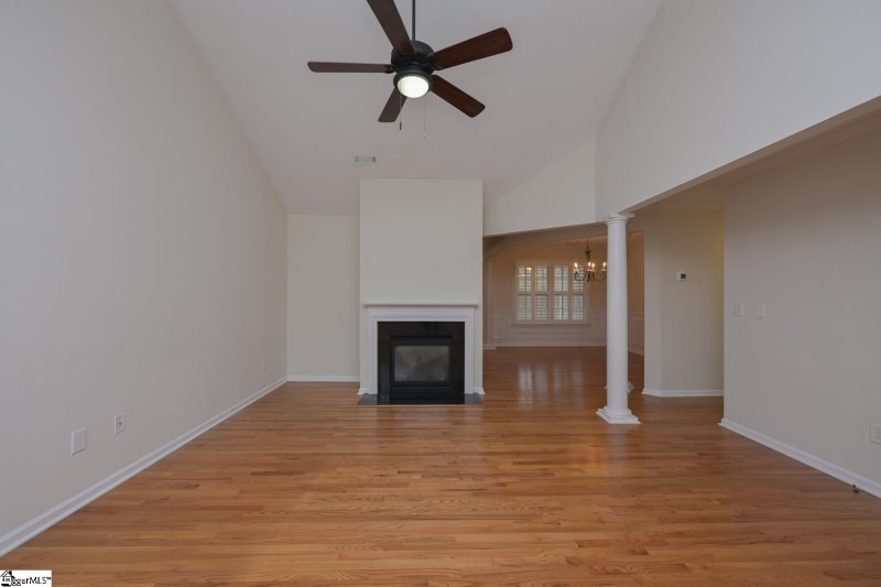 Property image 3 at 8 Reddington Drive, Greer, SC 29650