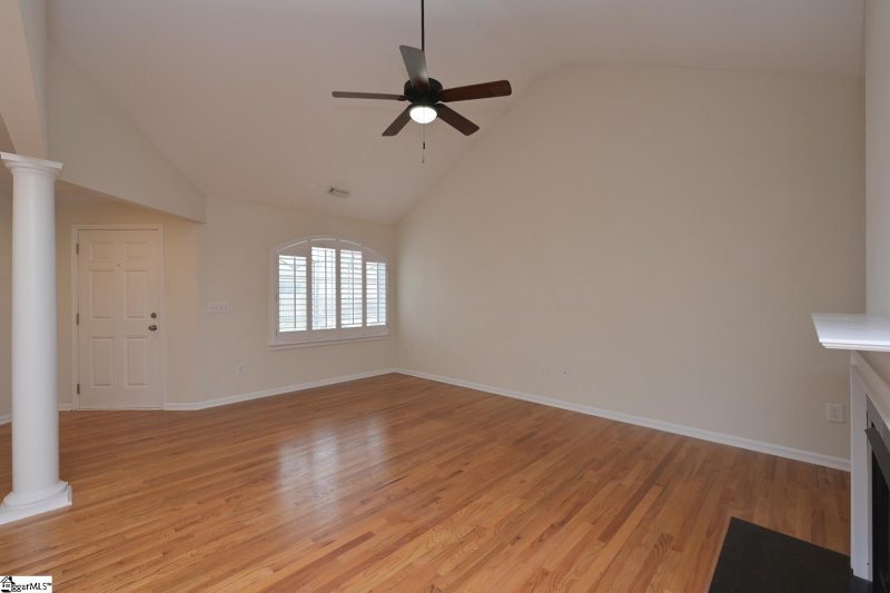 Property image 5 at 8 Reddington Drive, Greer, SC 29650
