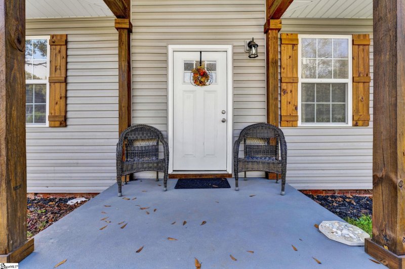 Property image 3 at 1 Middle Street, Lyman, SC 29365