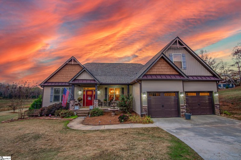 Property image 2 at 38 Meadowgold Lane, Greer, SC 29651