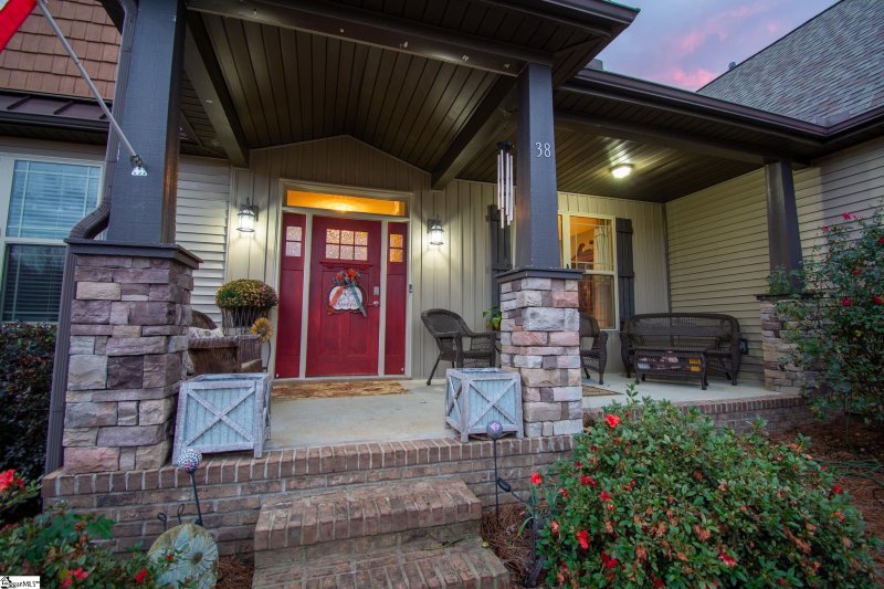 Property image 3 at 38 Meadowgold Lane, Greer, SC 29651