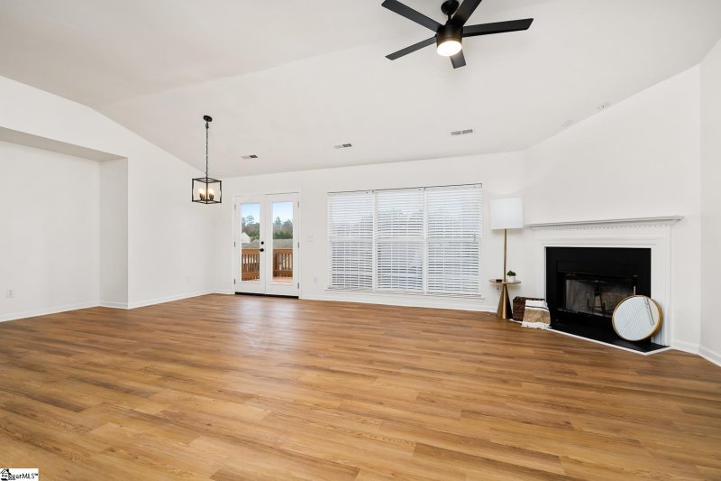 Property image 4 at 205 Worcester Lane, Easley, SC 29642