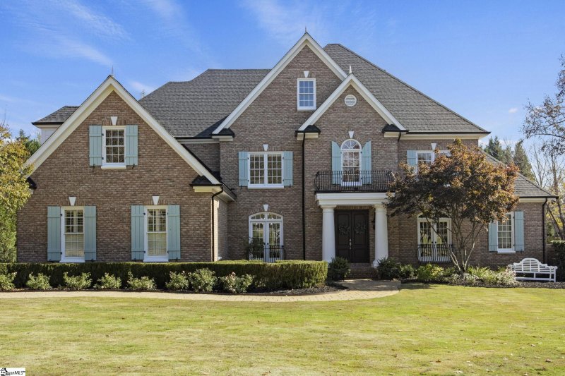3 Archers Place
