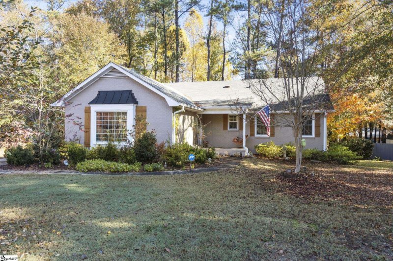 104 Frankfort Court