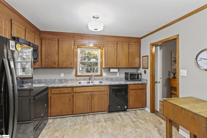 Property image 5 at 104 Frankfort Court, Simpsonville, SC 29681