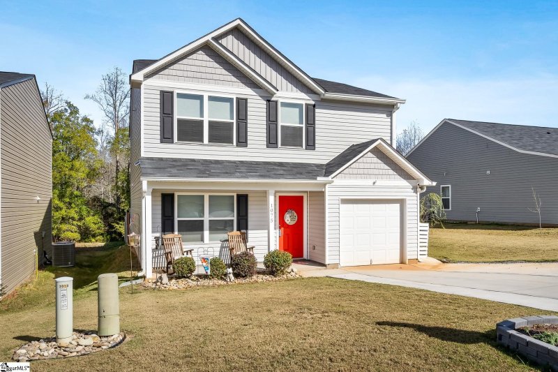 Property image 2 at 1075 Edenbrooke Circle, Anderson, SC 29621