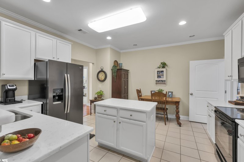 Property image 5 at 19 Davis Keats Drive, Greenville, SC 29607