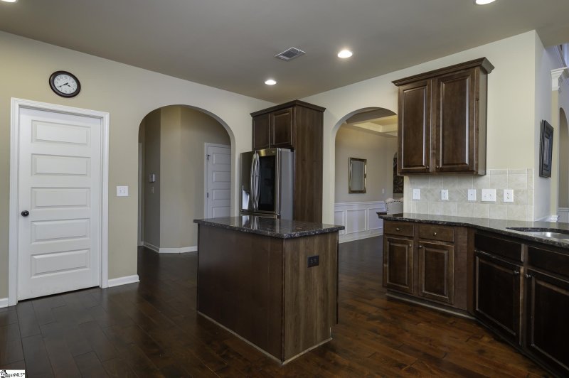 Property image 4 at 302 Dairwood Drive, Simpsonville, SC 29680