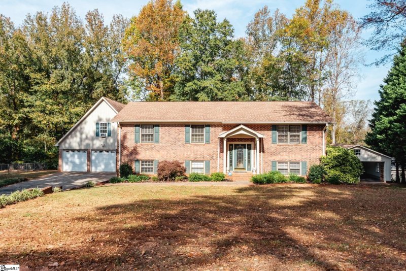 32 Country Club Drive