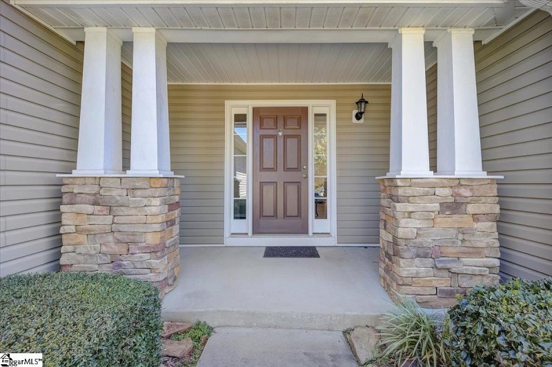 Property image 4 at 4 Clematis Drive, Taylors, SC 29687