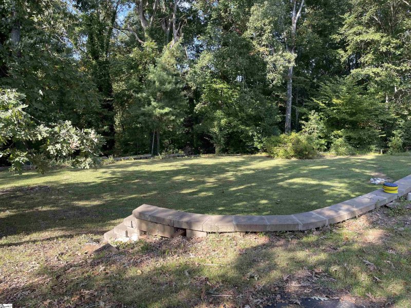 Property image 4 at 136 Brian Drive, Spartanburg, SC 29307-3106