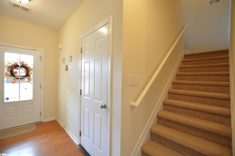 Property image 5 at 18 Hurshfield Court, Taylors, SC 29687
