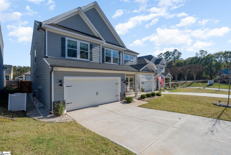 Property image 2 at 229 Dillon Circle, Spartanburg, SC 29307