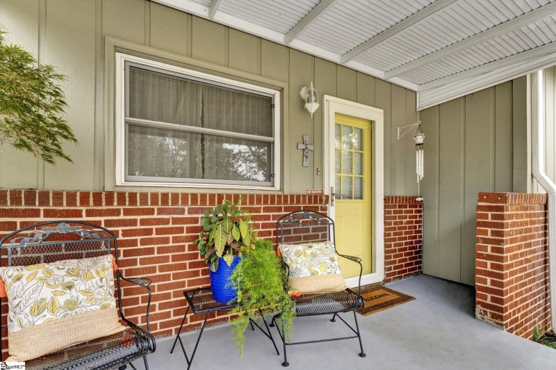 Property image 4 at 4 clover Street, Greenville, SC 20617