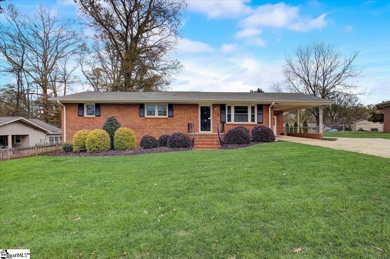 Property image 4 at 6 Tazewell Drive, Greenville, SC 29617