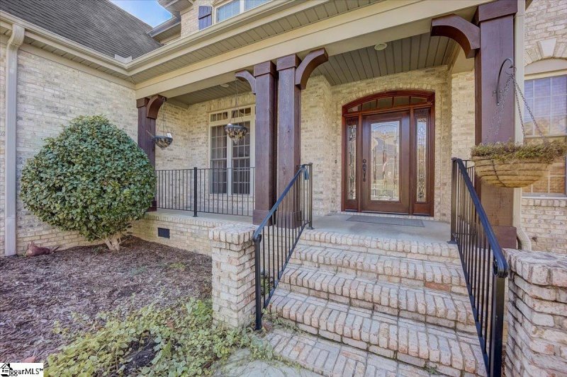 Property image 2 at 111 Kettle Oak Way, Simpsonville, SC 29680