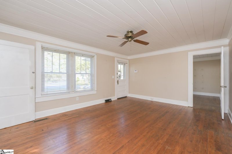 Property image 3 at 110 Alice Street, Greenville, SC 29611