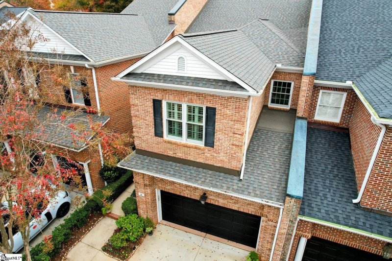 Property image 2 at 1400 Thornblade Boulevard, Greer, SC 29650