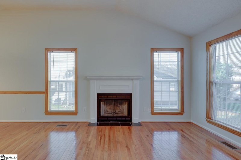 Property image 3 at 402 Jacqueline Road, Piedmont, SC 29673-8593