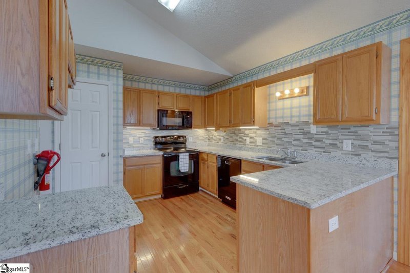 Property image 5 at 402 Jacqueline Road, Piedmont, SC 29673-8593