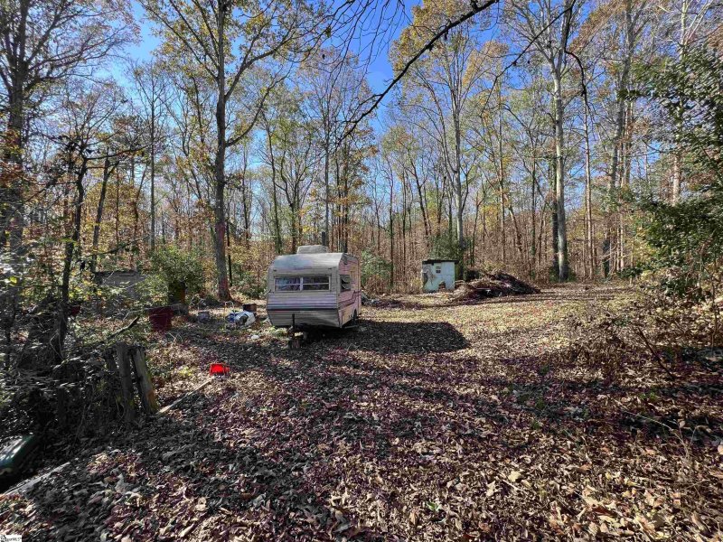 Property image 4 at 236 Robinwood Circle, Starr, SC 29684