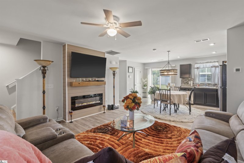 Property image 5 at 18 Tattershall Road, Greenville, SC 29605-6230