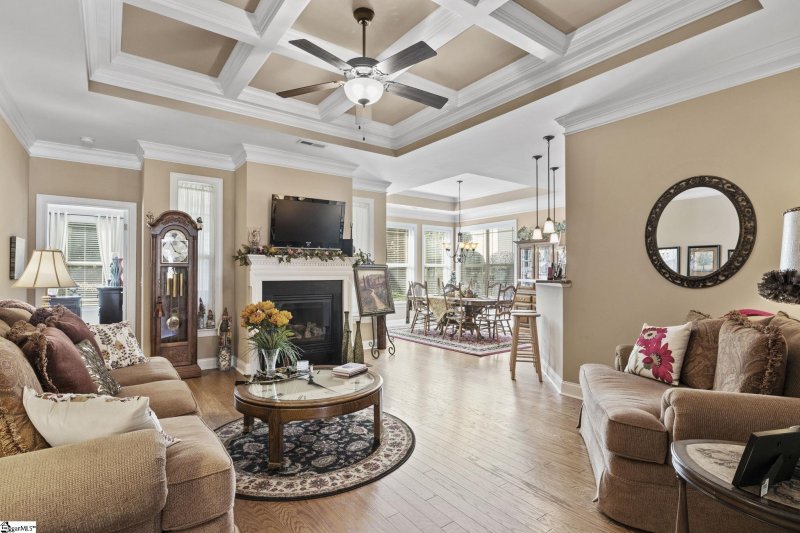 Property image 4 at 418 Hunters Circle, Greenville, SC 29617-6191