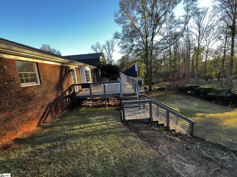 Property image 3 at 214 Anders Avenue, Mauldin, SC 29662-2338
