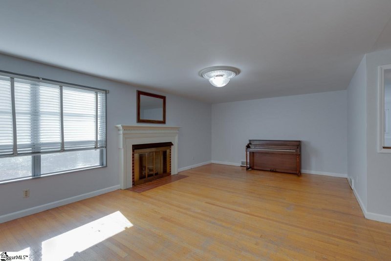 Property image 4 at 127 Tanglewood Drive, Anderson, SC 29621