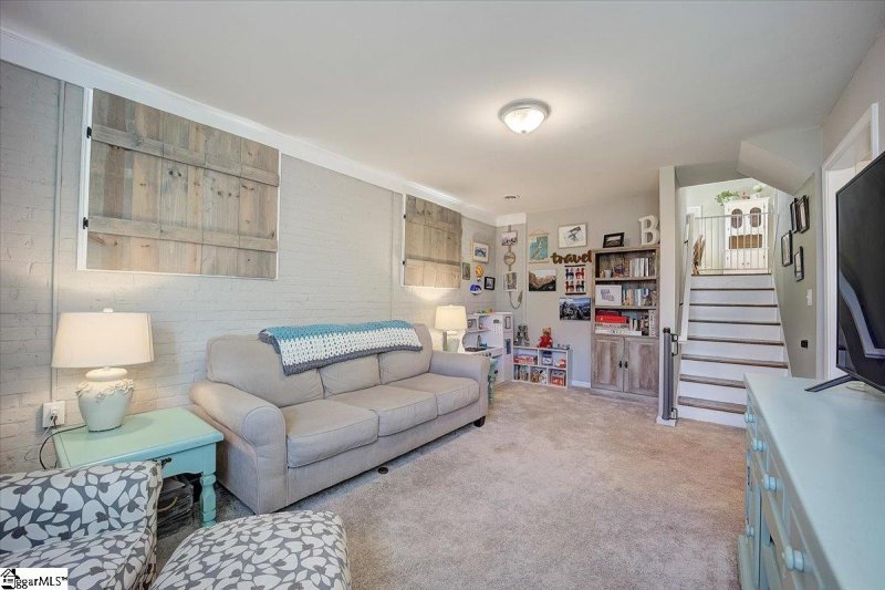 Property image 5 at 25 Amy Lane, Taylors, SC 29687
