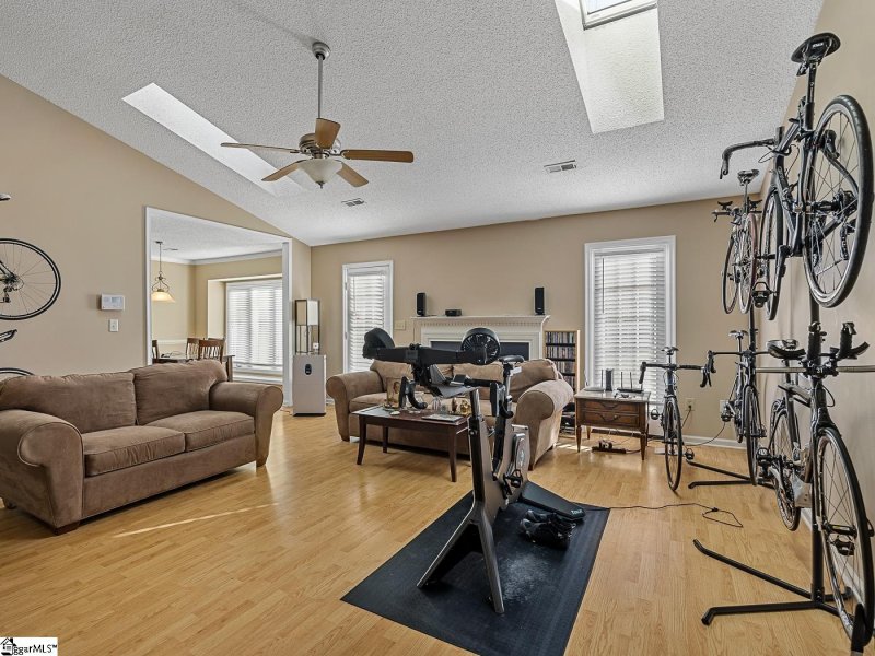 Property image 3 at 304 Boxelder Lane, Simpsonville, SC 29680