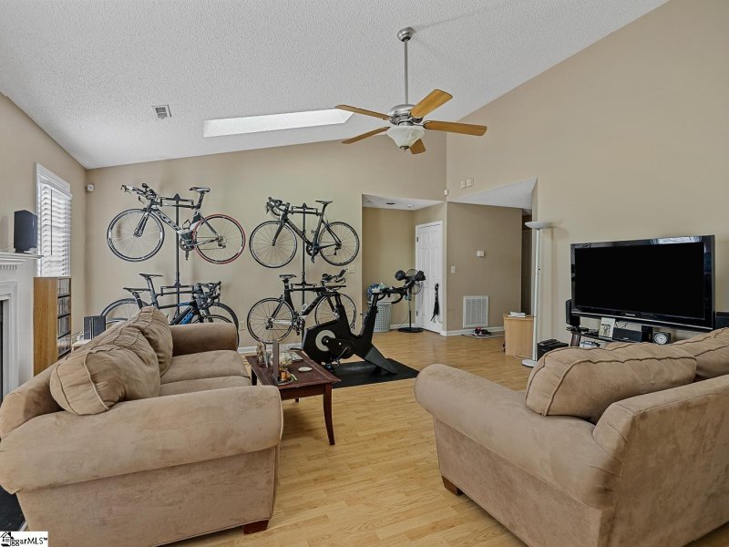 Property image 5 at 304 Boxelder Lane, Simpsonville, SC 29680