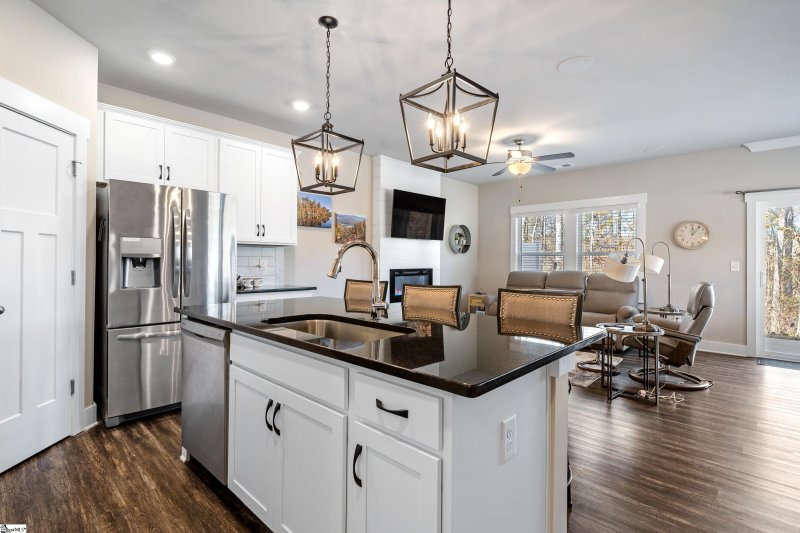 Property image 4 at 30 Grey Oak Trail, Greer, SC 29650