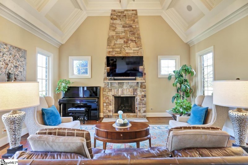 Property image 4 at 2 Gatwick Lane, Simpsonville, SC 29681