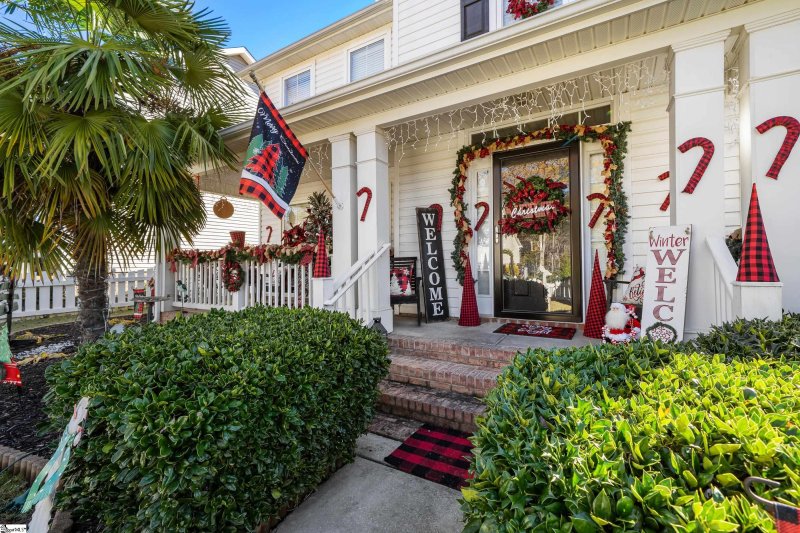 Property image 3 at 19 Martele Court, Simpsonville, SC 29680