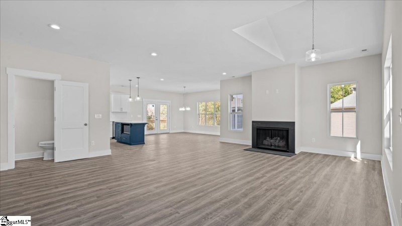 Property image 3 at 5 Springhouse Way, Greenville, SC 29607