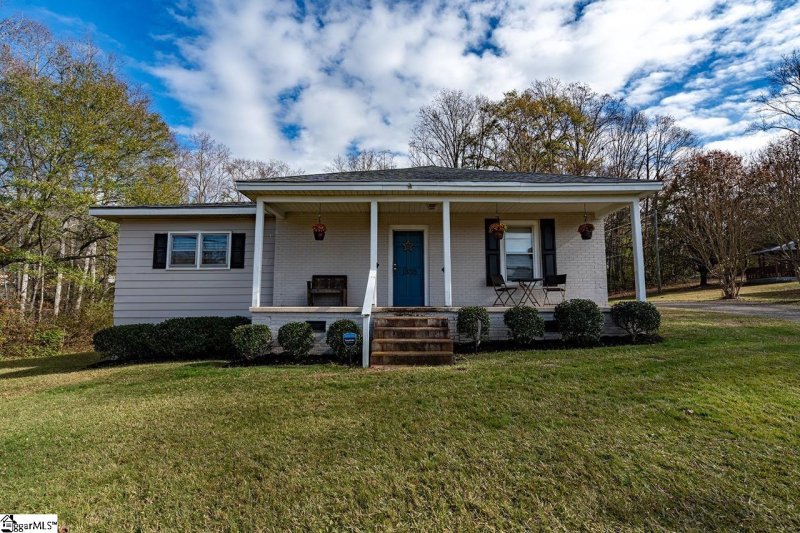 Property image 2 at 1838 Arial Street, Easley, SC 29640