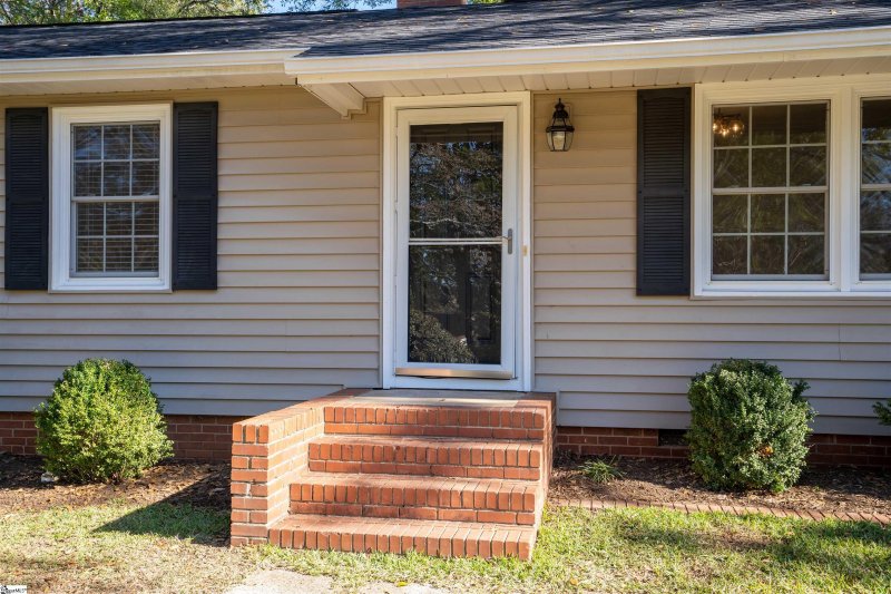 Property image 5 at 508 Willow Springs Drive, Greenville, SC 29607