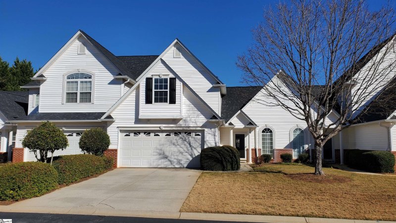 Property image 2 at 522 Cliffview Court, Greer, SC 29650-4579