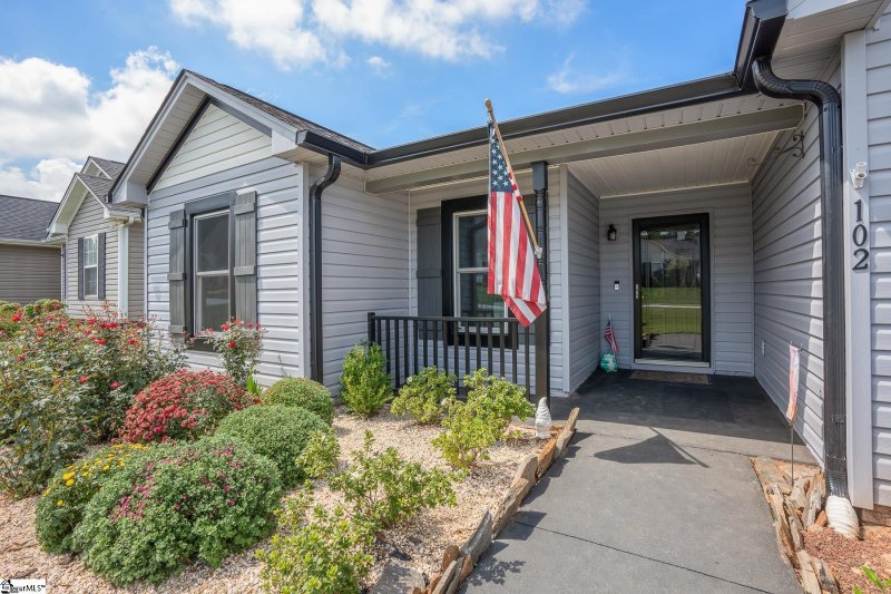 Property image 3 at 102 Ketchitan Court, Greenville, SC 29605