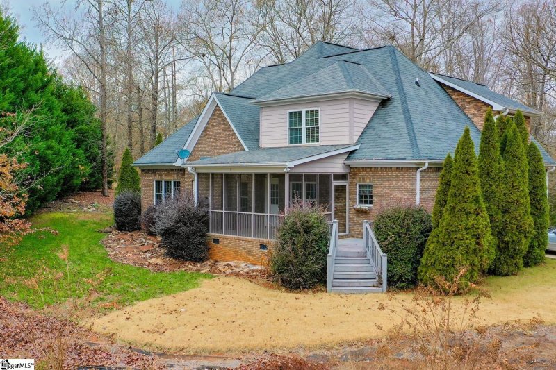Property image 2 at 300 Shefwood Drive, Easley, SC 29642
