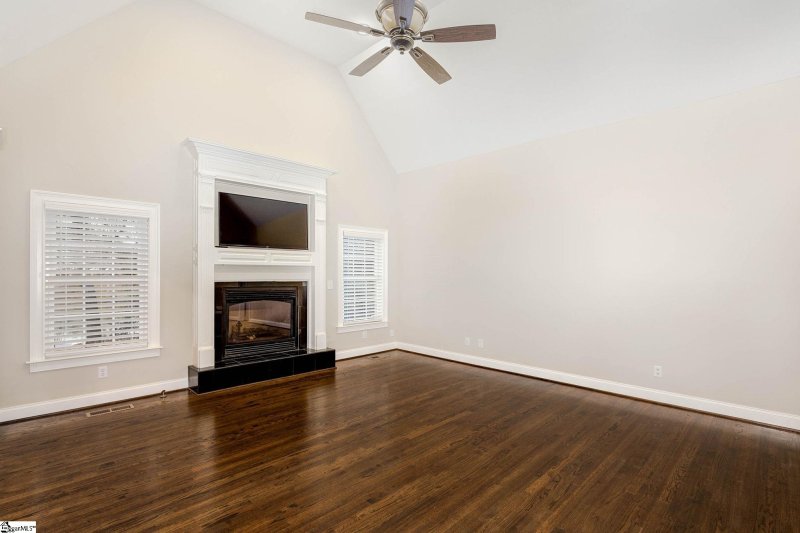 Property image 5 at 300 Shefwood Drive, Easley, SC 29642