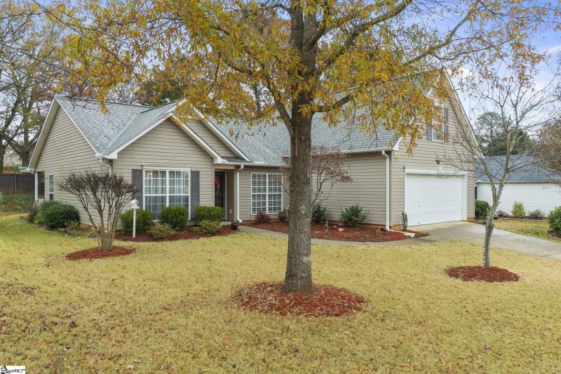 Property image 2 at 416 Peach Grove Place, Mauldin, SC 29662