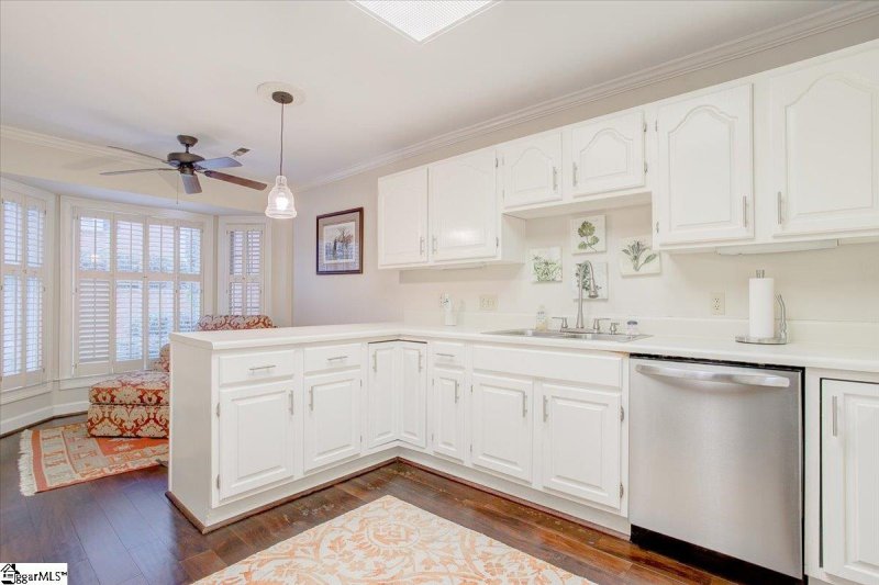 Property image 5 at 116 Glenbrooke Way, Greenville, SC 29615