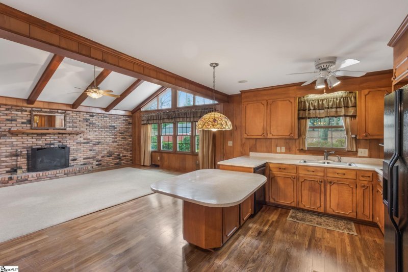 Property image 5 at 105 Poinsettia Drive, Simpsonville, SC 29681