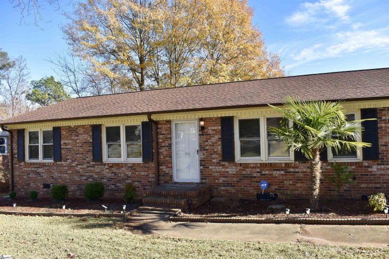 Property image 2 at 1315 Springfield Road, Boiling Springs, SC 29316