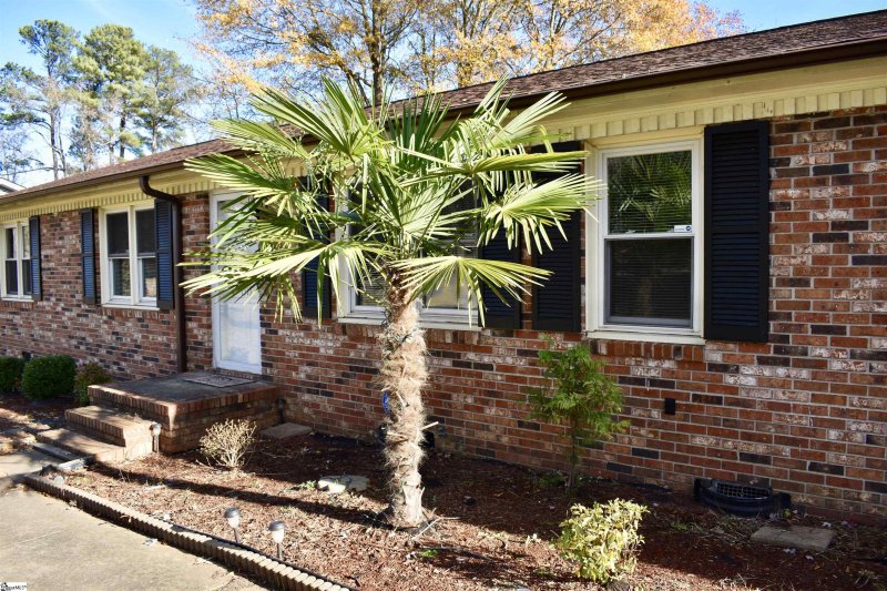Property image 3 at 1315 Springfield Road, Boiling Springs, SC 29316